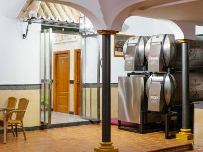 CERVECERÍA HURACÁN. SEVILLA