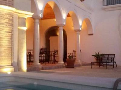 VIVIENDA CALATRAVA. CARMONA